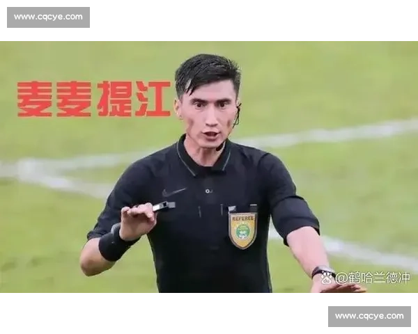 从赛场到规则解读黄牌背后的警示意义与影响判罚逻辑与行为规范